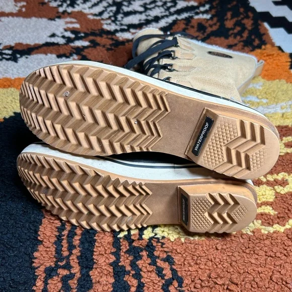 SOREL, Tivoli, tall waterproof boot!! - Picture 8 of 16